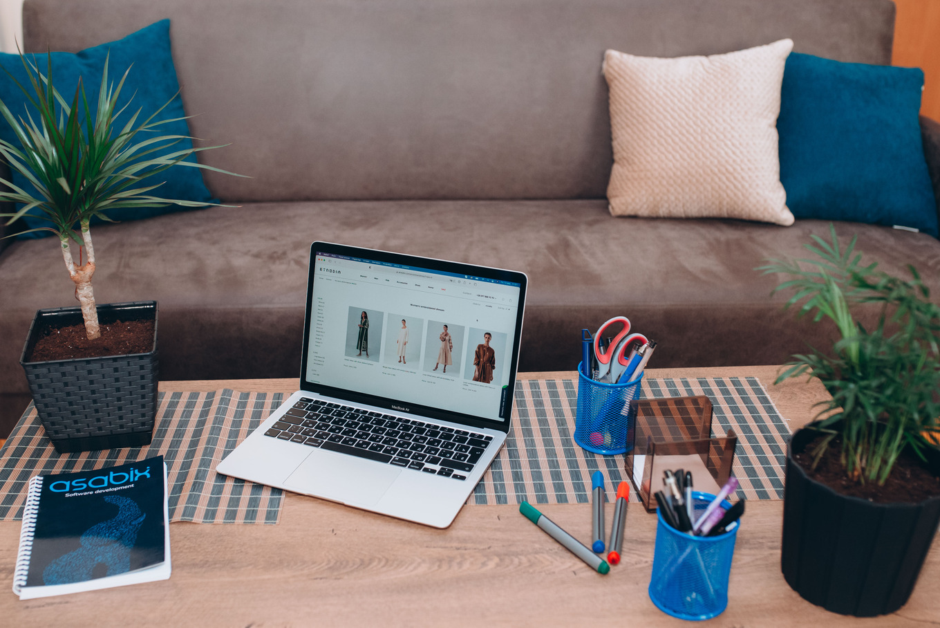 Створення інтернет-магазину на Laravel - Зображення №10